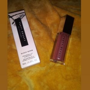 Fenty Beauty/Lip Gloss